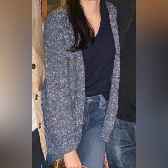 Aritzia Wilfred Free oversized chunky cardigan - Picture 2 of 7